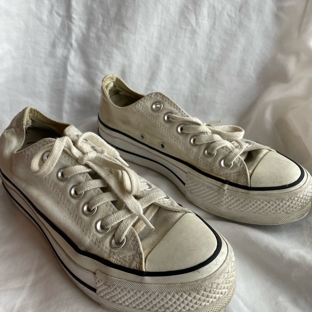 White platform low rise converse